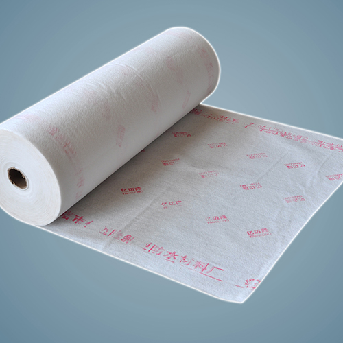 新疆辽宁防水卷材在基层表面和卷材表面涂胶粘剂并预留搭接边以涂刷接缝胶